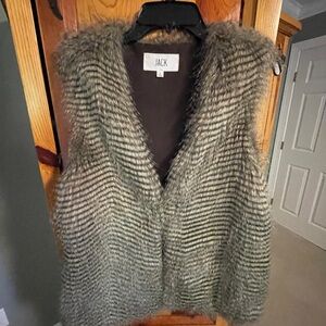 Women's Jack Faux Fur Vest - Size L